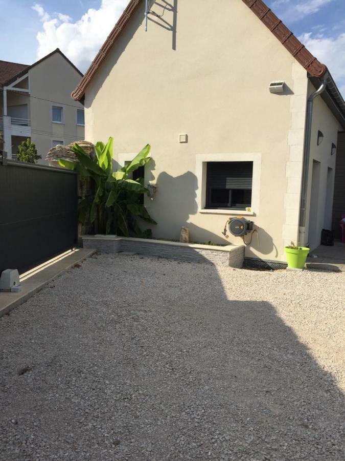 Le Jardin Des Arums Givry  Exterior foto